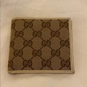 Gucci wallet